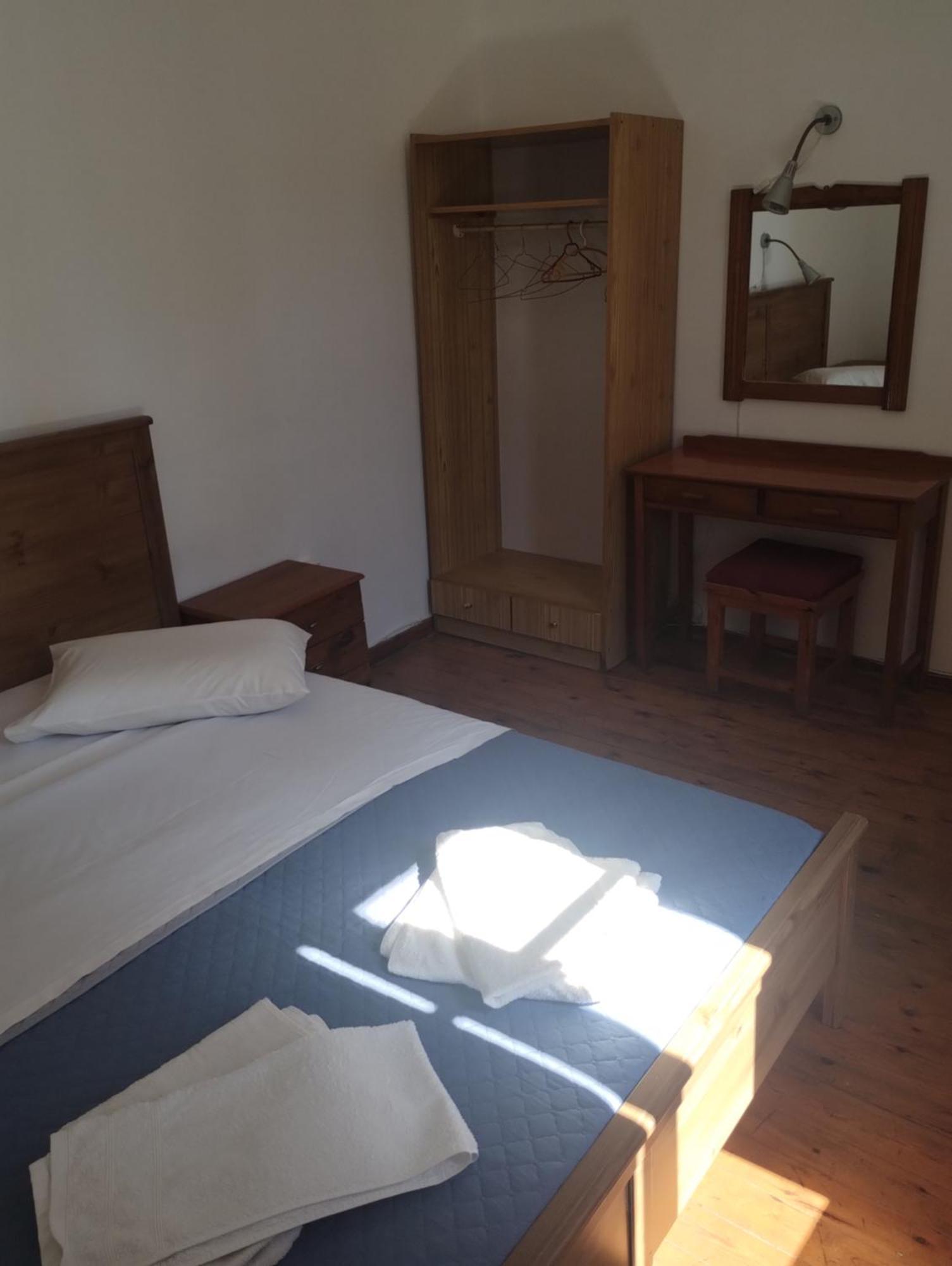 Stelios Rooms To Rent La Canea Exterior foto
