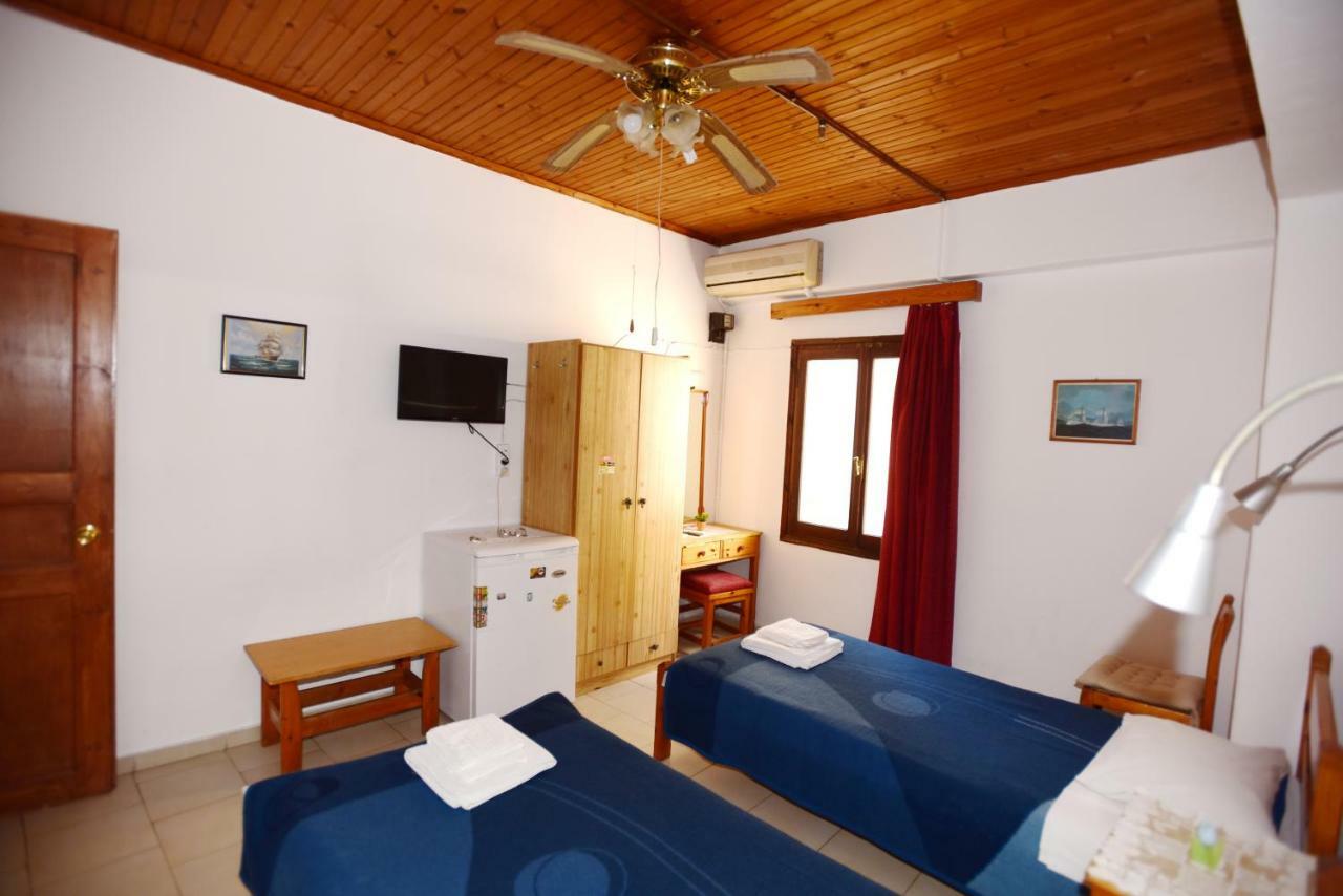 Stelios Rooms To Rent La Canea Exterior foto